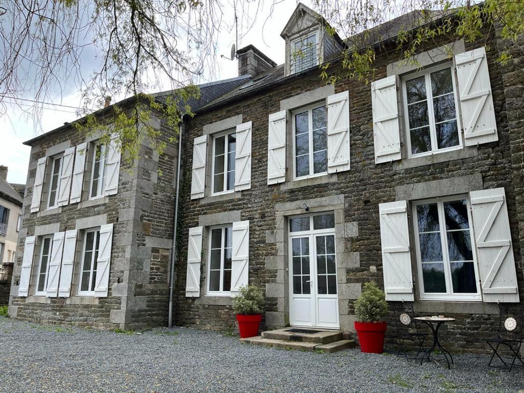 La Maison Des Amis En Normandie Pontfarcy Eksteriør billede