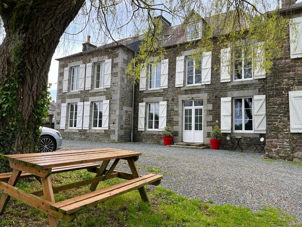 La Maison Des Amis En Normandie Pontfarcy Eksteriør billede